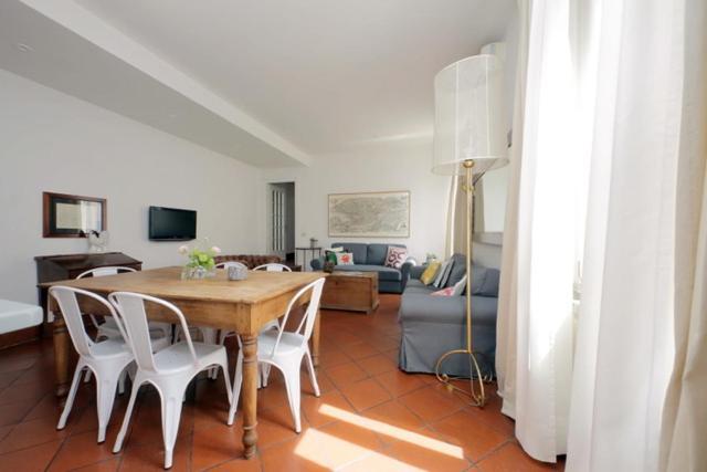 Pantheon 2 Bedrooms Apartment Rome