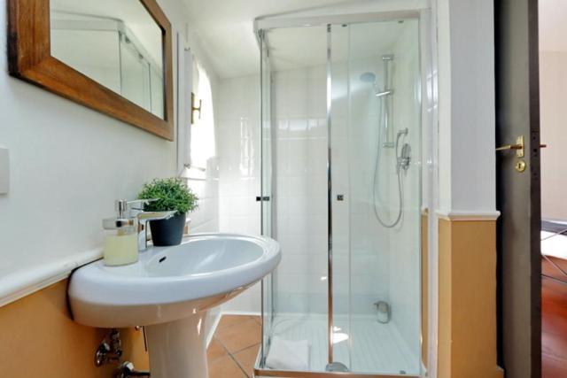 Pantheon 2 Bedrooms