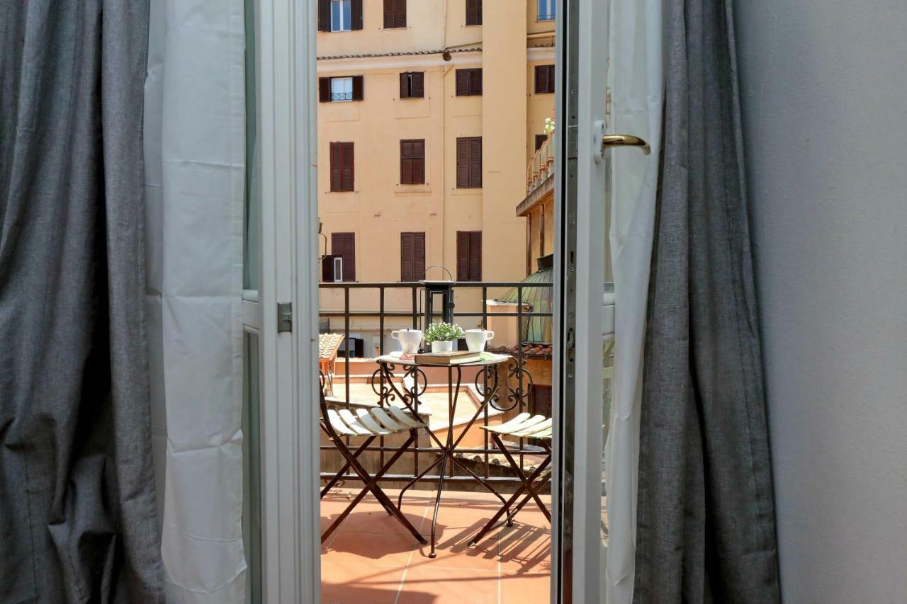 Pantheon 2 Bedrooms * Rome